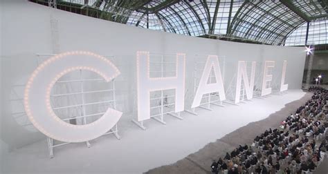 chanel soundtrack 2020|CHANEL SS21 SHOW & SOUNDTRACK .